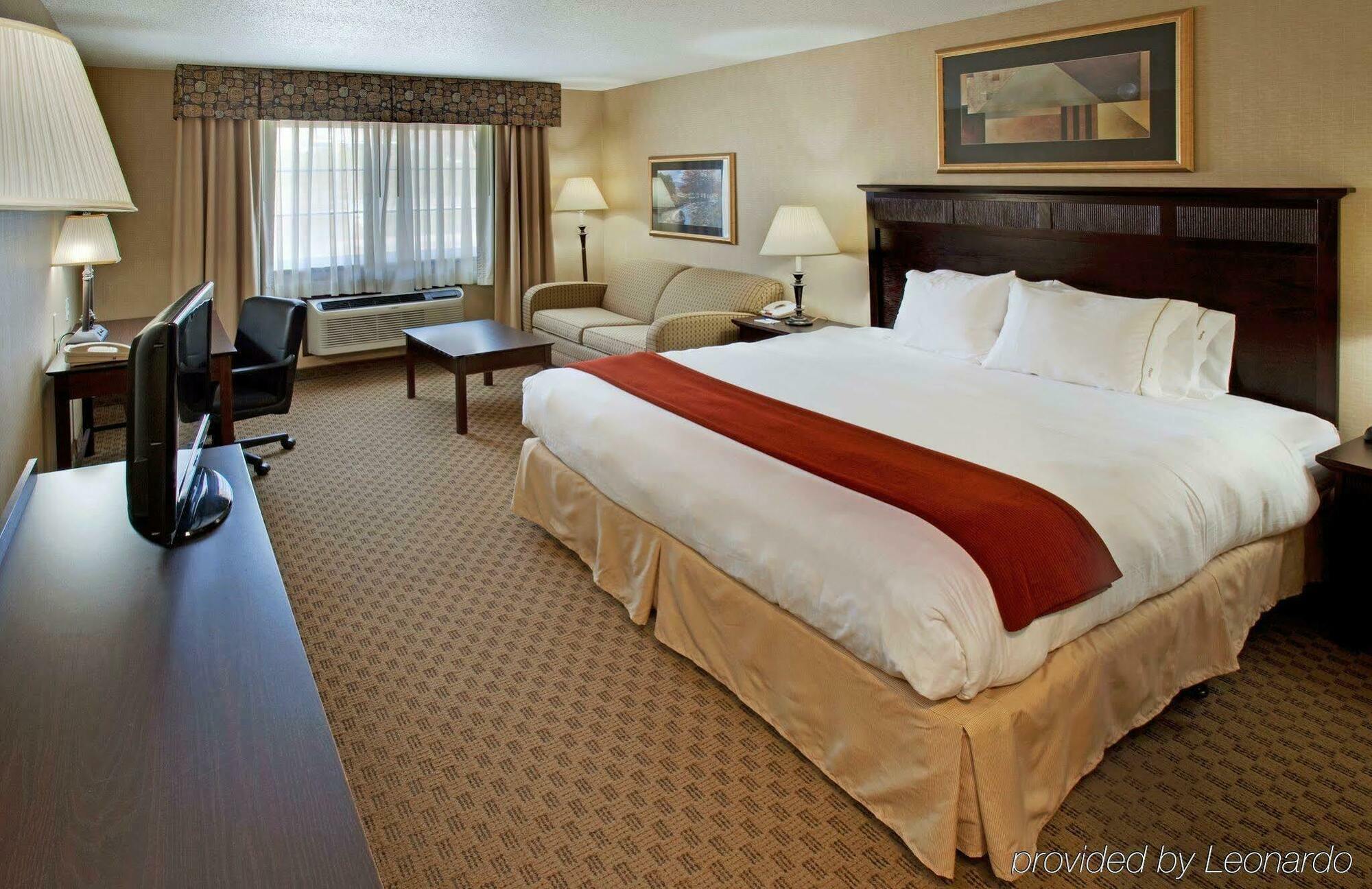 Holiday Inn Express Le Claire Riverfront-Davenport By Ihg Exterior photo